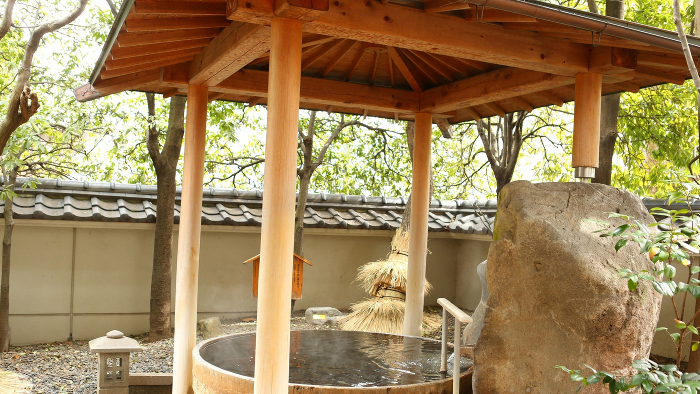 露天風呂付き客室や大浴場で自家源泉の温泉を満喫3657019