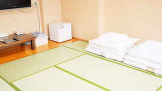 和室12畳・バストイレ付き　禁煙