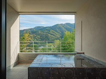 古くから名高い名湯を「三輪　湯河原」で4771549