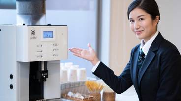 ロビーラウンジ / 18