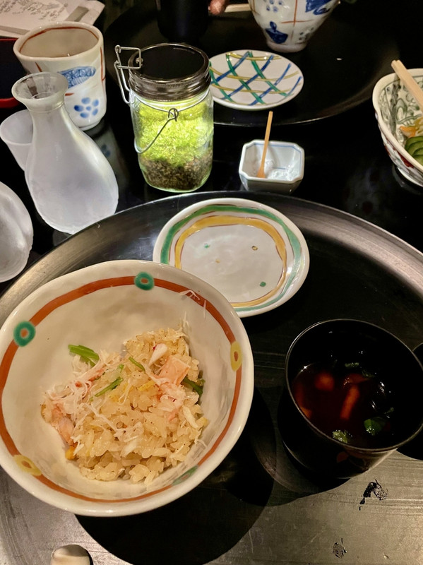 香箱蟹と自家製唐墨のごはん。これで満腹感を得られます。