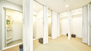 [プライベートルーム] キング [シャワー&トイレ共用] 禁煙