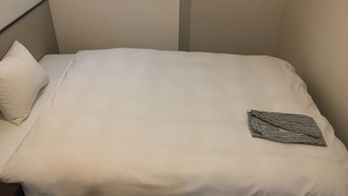 モデレート セミダブルルーム, 禁煙