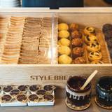 朝食ビュッフェ パン / 5