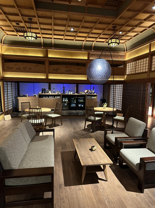 光琳ラウンジ　内観