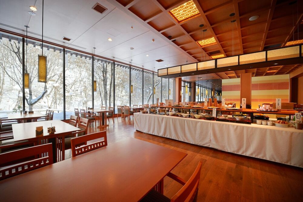 宮大工の意匠が光る。朝食ビュッフェで岩手の美味しいを欲張って4036135