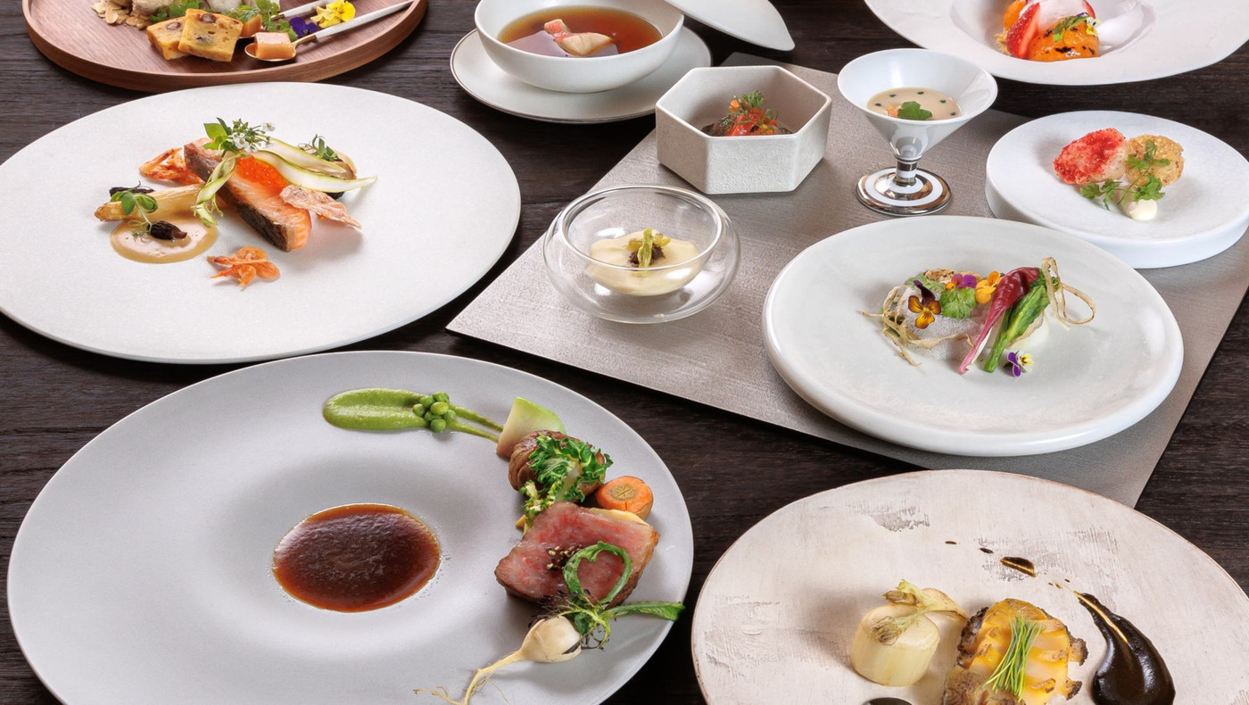 お部屋でも名湯を堪能♪書画作品が飾られた美術館のようなお宿3657270