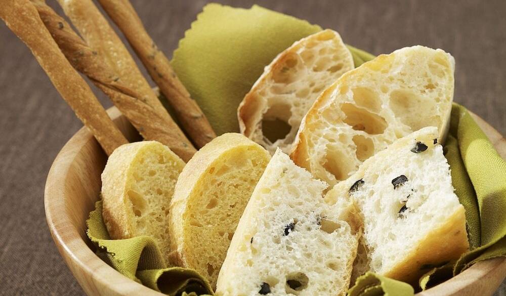 窓一面の庭園とともに
イタリアンの朝食を / 2