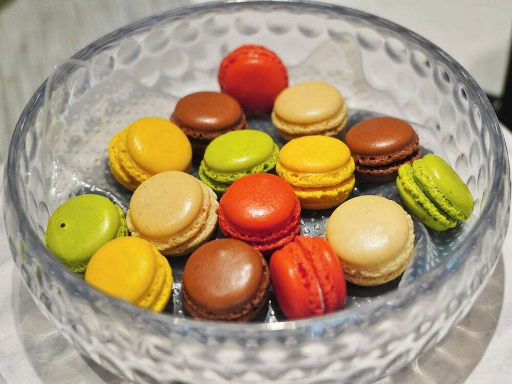 ラウンジ