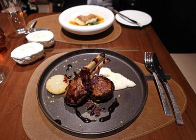District Brasserie, Bar, Lounge