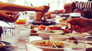 食事・飲み物 / 1