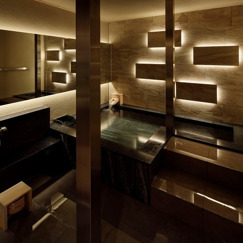 源泉かけ流し貸切風呂「源泉湯」