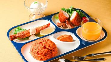 食事・飲み物 / 15