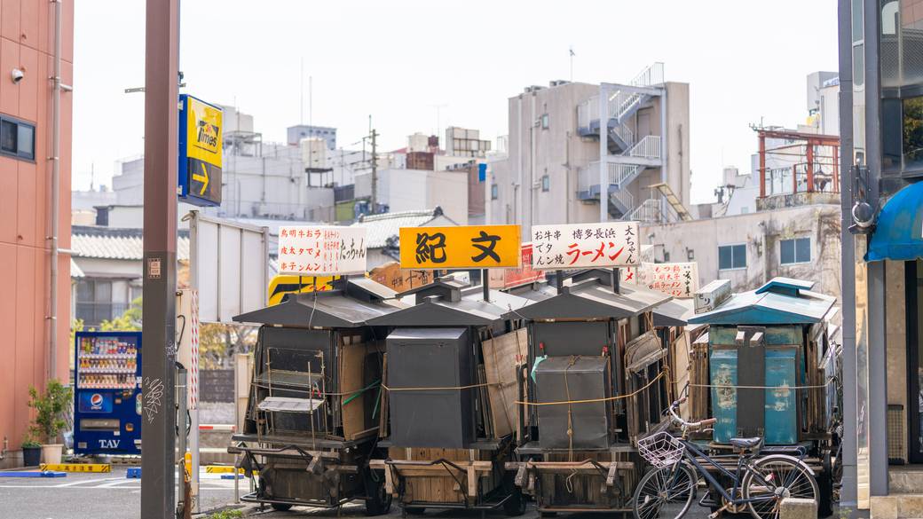 昼の屋台　準備前の様子 / 4