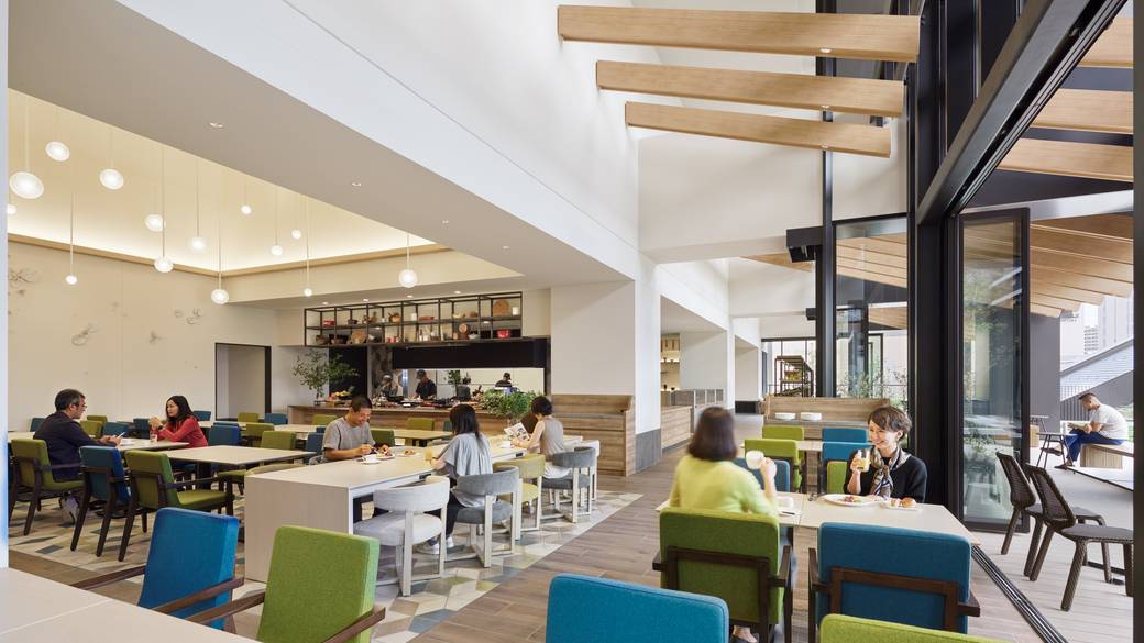 朝食会場「H レストラン」 / 2