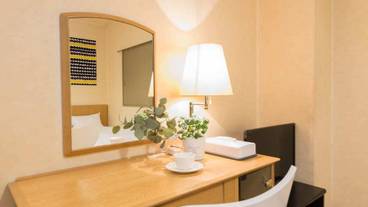 客室内のダイニングエリア / 9