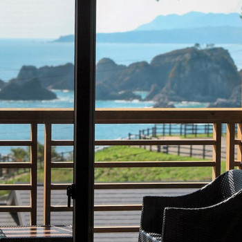 6. 目の前は海！三陸の絶景を二人占め♡「渚亭（なぎさてい）たろう庵」3633600