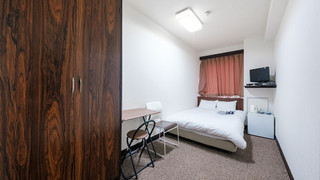 Twin Compact (Smoking)