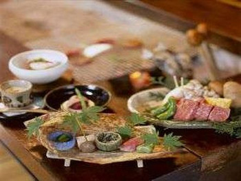 約4000坪の敷地の10部屋の離れ！4233583