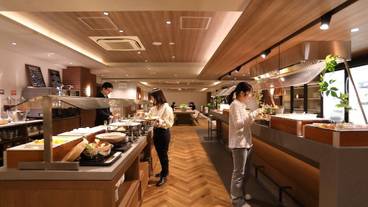 朝食ビュッフェ / 13