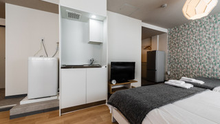 ツインルーム (キッチン/シャワー/トイレ付) エレベーターなし 205室 禁煙