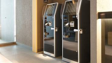 チェックイン / チェックアウト キオスク / 1