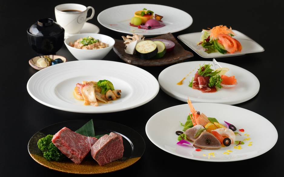 夜景を望むディナー
鉄板焼「ビュメール 」 / 3