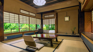 最も広い離れ貴賓室「錦華亭・八集庵」