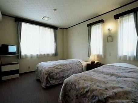 高原の小さなホテル ヒルトップ / 4