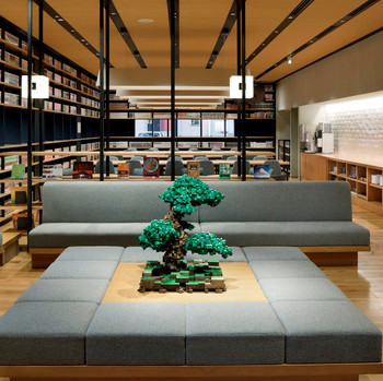 お風呂上りはラウンジで読書タイム♡3690946