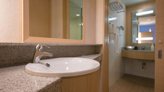 イーストウィング ダブル 禁煙