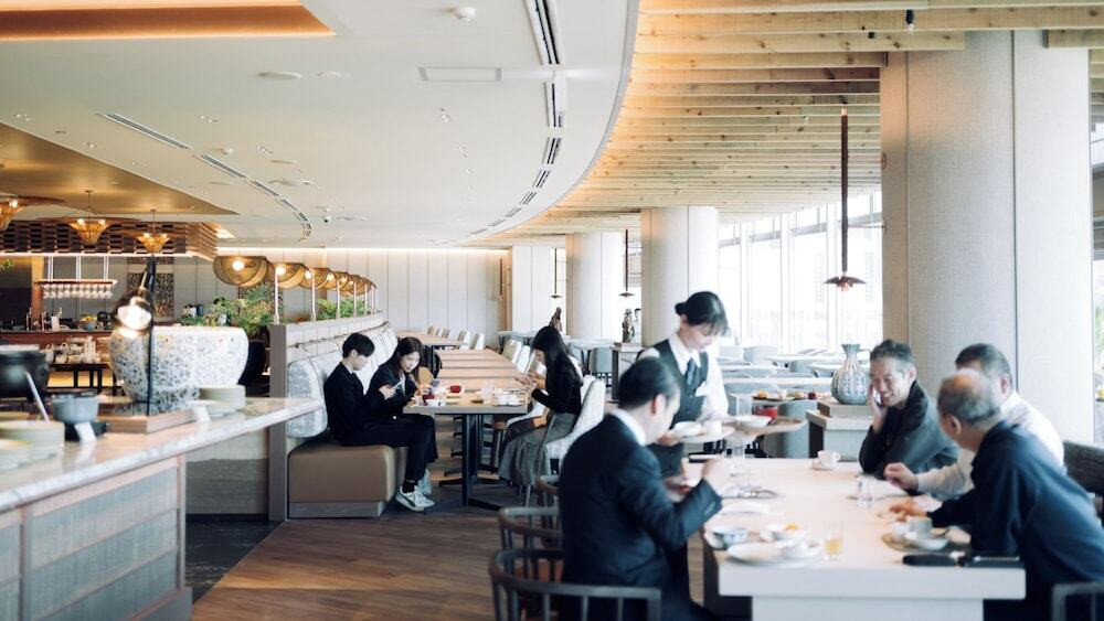 レストラン