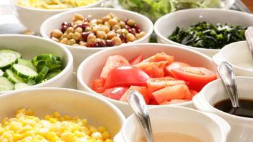 食事・飲み物 / 3