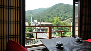 [共用バスルーム] せせらぎの間 (栞) 貸切温泉30分付き 夕朝部屋食 禁煙