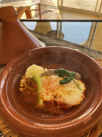 モロッコ風ホテルで日常からトリップ！優雅なひと時を過ごす3492462