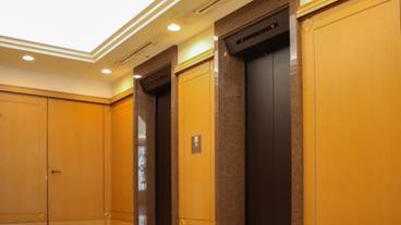 エレベーター / 1