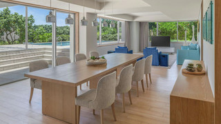 プレジデンシャル スイート ダブルベッド 2 台 ガーデンビュー