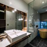 スタイリッシュな
バスルーム / 2