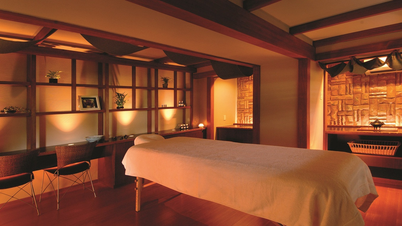 オーシャンビューの湯宿で、美食とアロマエステに癒される4240640