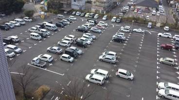 RV またはトラック用駐車場 / 2