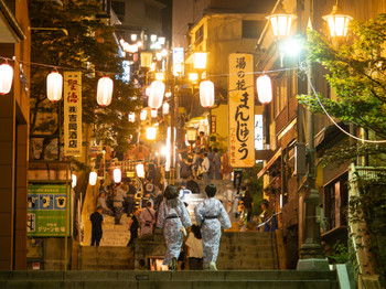 伊香保温泉　「伊香保祭り」の夜景