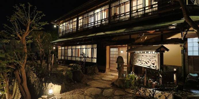 虎屋別館(香川県 旅館) / 1