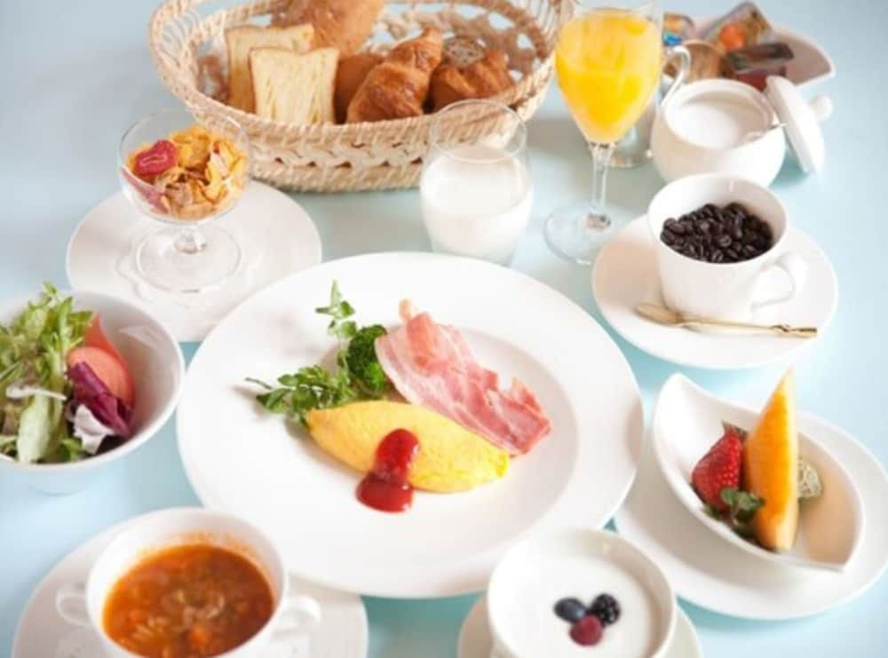 朝食／洋食セット一例