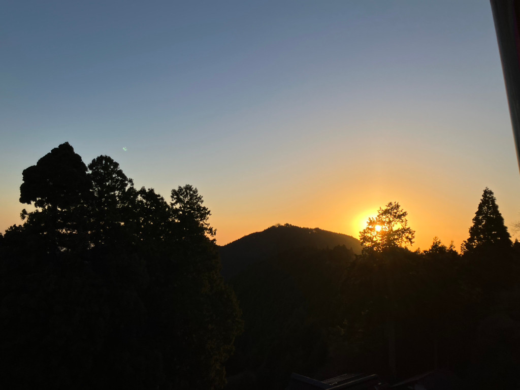 「憩山荘」 その他 227224753 朝日