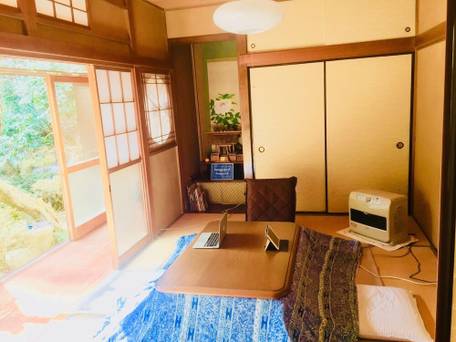 Vanguard Backpackers / 4