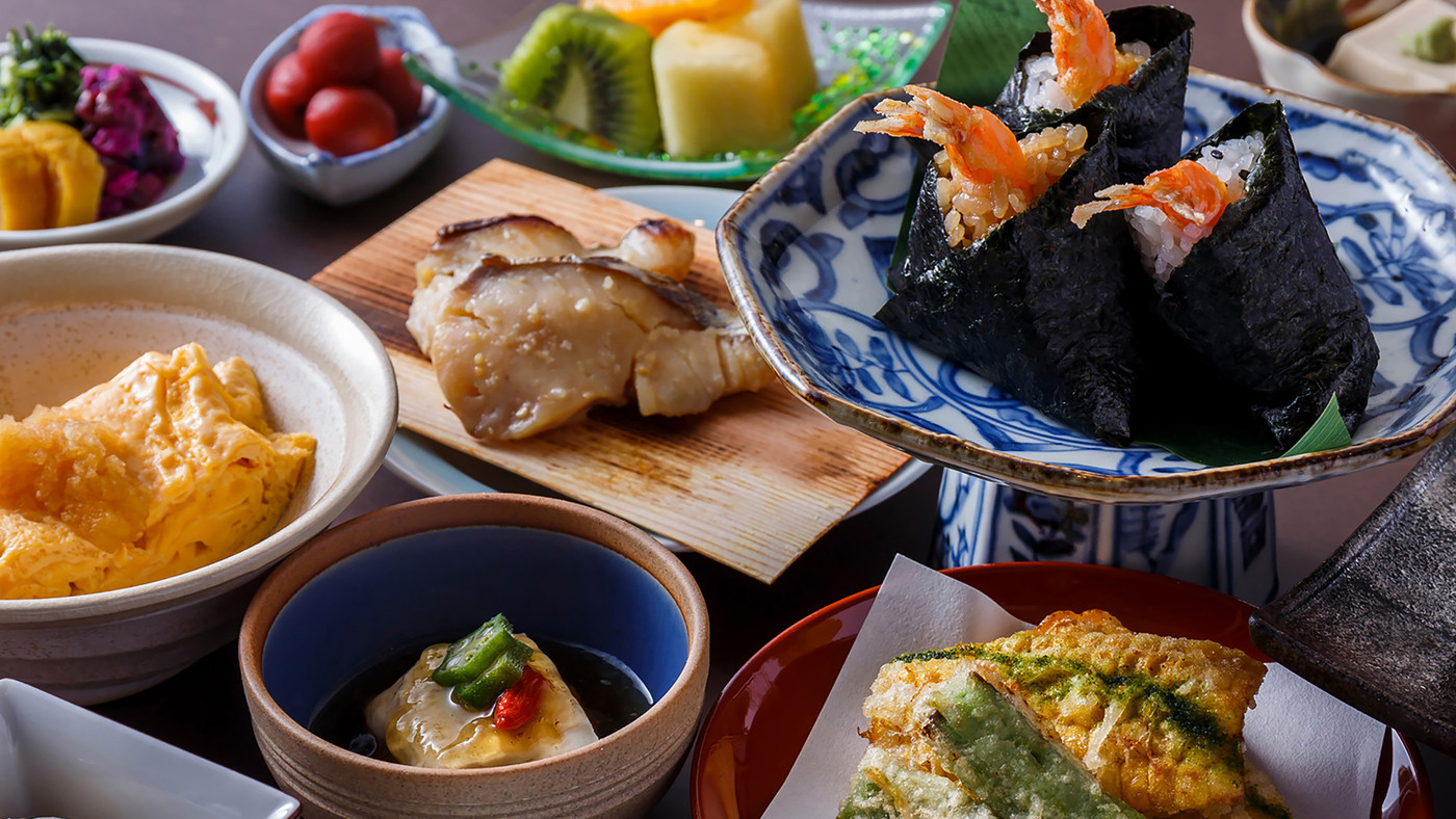 祇園の名店「八坂圓堂」の品々をいただける豪華な朝食3653244