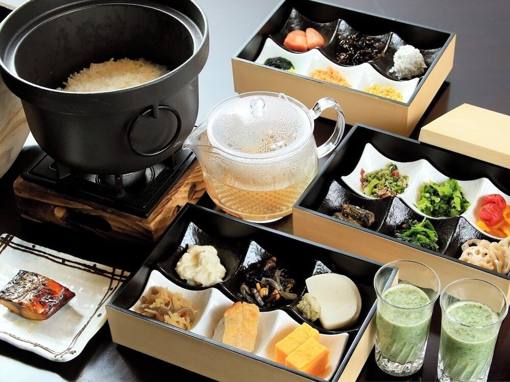 朝食