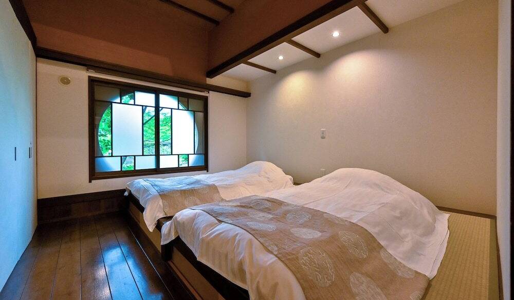 「瑠璃」　寝室 / 5