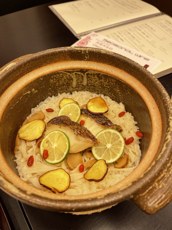 見た目は華やかです。