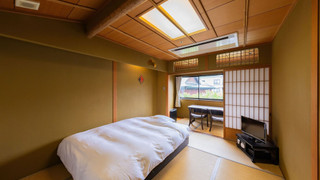 [6畳ダブルベッド] バスなし＿2名定員 禁煙